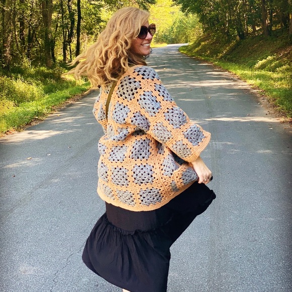 Meet your Posher, Megan - Picture 9 of 9